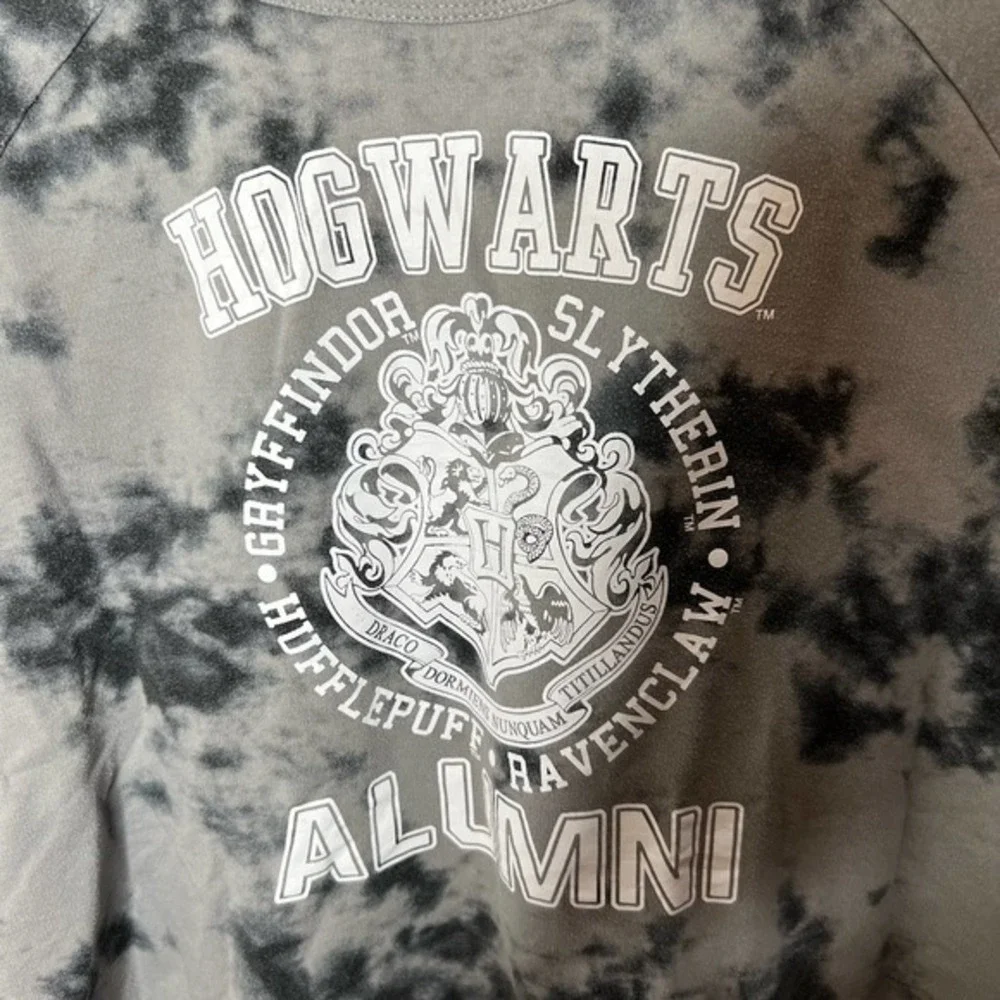 Harry potter girls kids Hogwarts Alumni tie dye long sleeve sweatshirt large